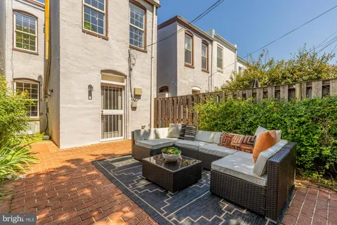 $849,000 | 1347 F Street Northeast, Washington, DC 20002