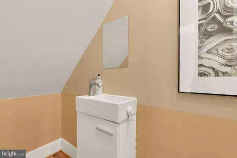 $849,000 | 1347 F Street Northeast, Washington, DC 20002