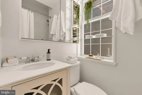 $849,000 | 1347 F Street Northeast, Washington, DC 20002