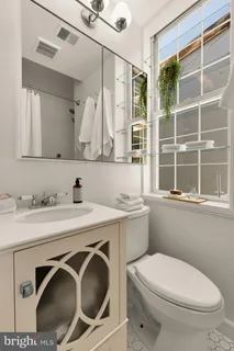 $849,000 | 1347 F Street Northeast, Washington, DC 20002