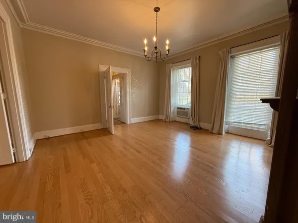 $2,500 | 185 Prince George Street, Annapolis, MD 21401