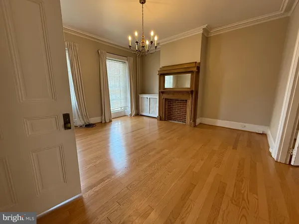 $2,500 | 185 Prince George Street, Annapolis, MD 21401