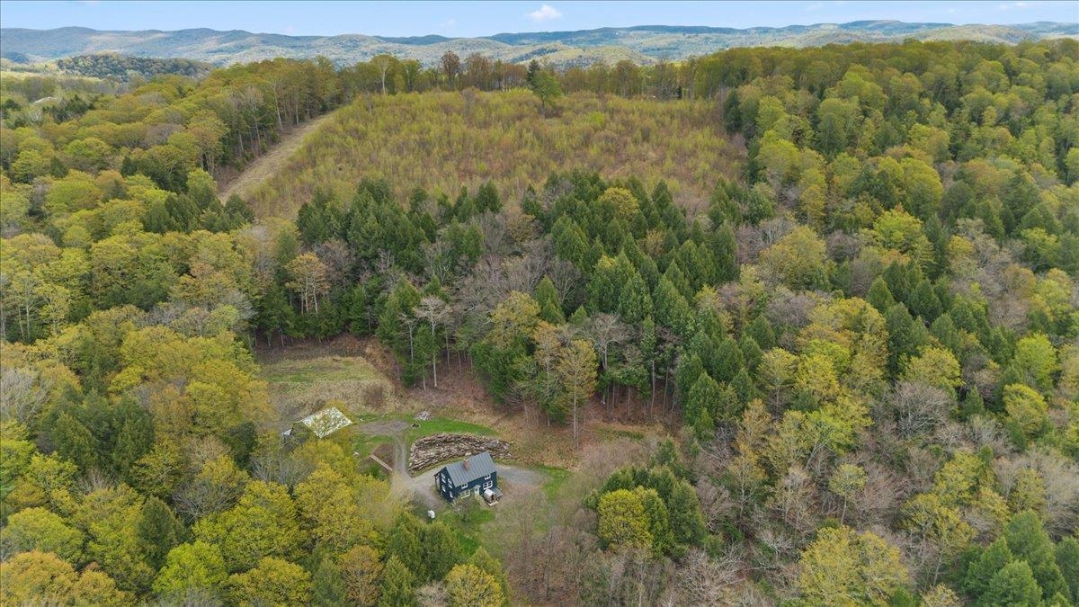 278 Spring Road Tunbridge, VT 05077 - Photo 49 of 52