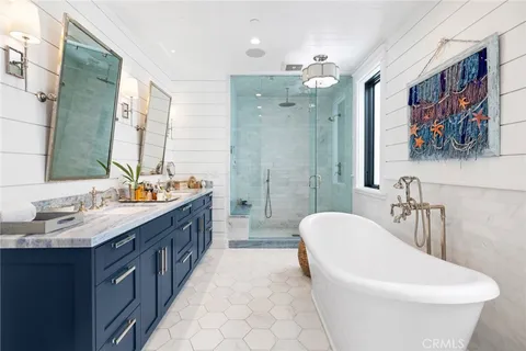 $21,995 | 201 Opal Avenue, Newport Beach, CA 92662