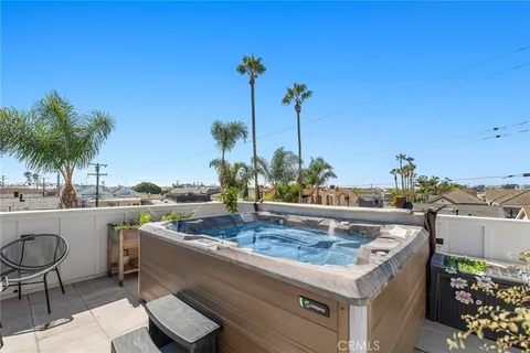 $21,995 | 201 Opal Avenue, Newport Beach, CA 92662