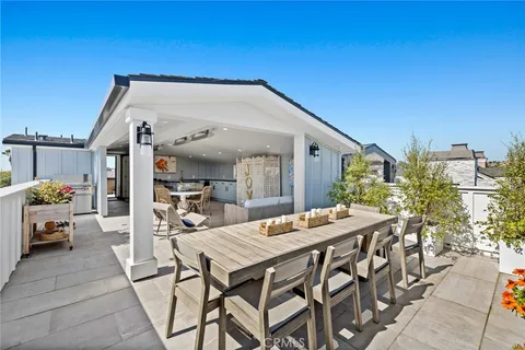 $21,995 | 201 Opal Avenue, Newport Beach, CA 92662