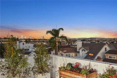 $21,995 | 201 Opal Avenue, Newport Beach, CA 92662