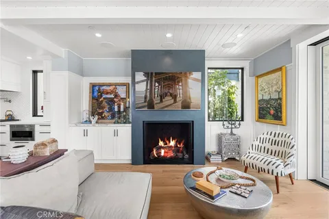 $21,995 | 201 Opal Avenue, Newport Beach, CA 92662