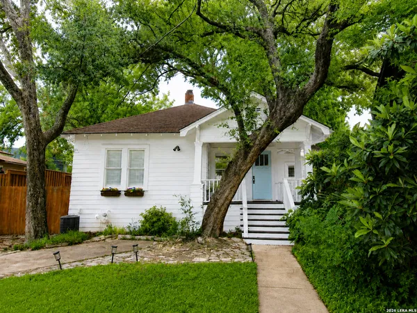 $484,000 | 211 Montclair Street, Alamo Heights, TX 78209
