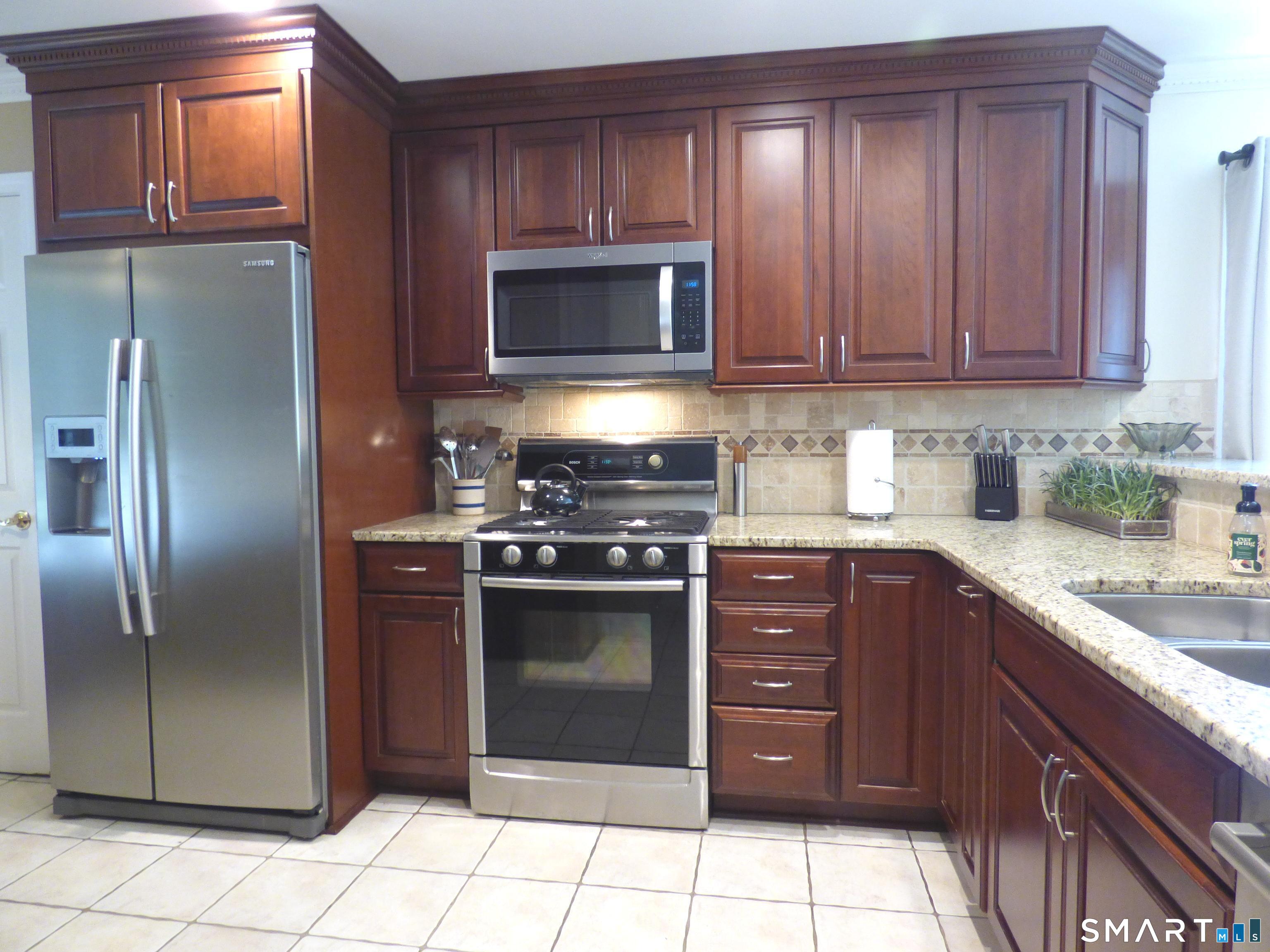 111 Logging Trail Road, Unit 111 Danbury, CT 06811 - Photo 13 of 34 Stainless Appliances