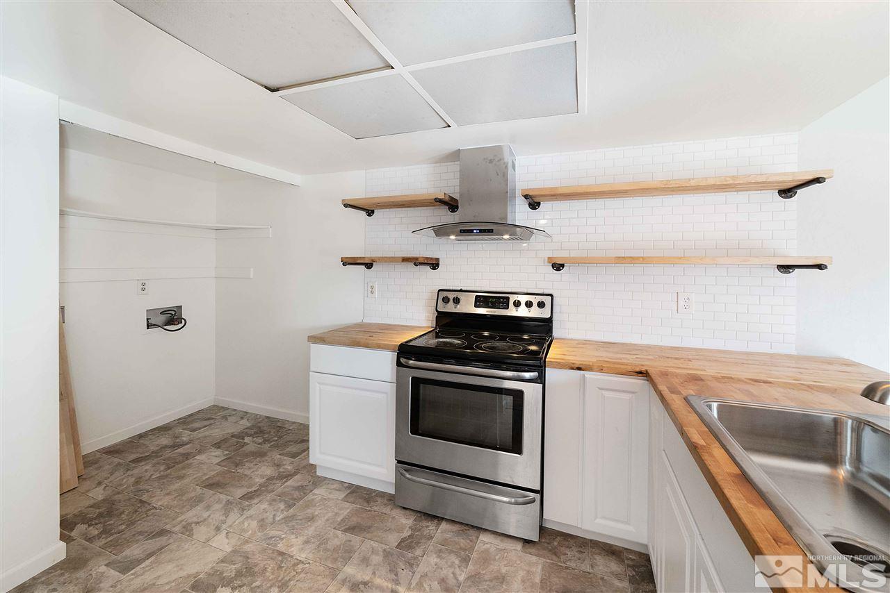 2620 Starks Way Reno, NV 89512 - Photo 2 of 23 Photo 2