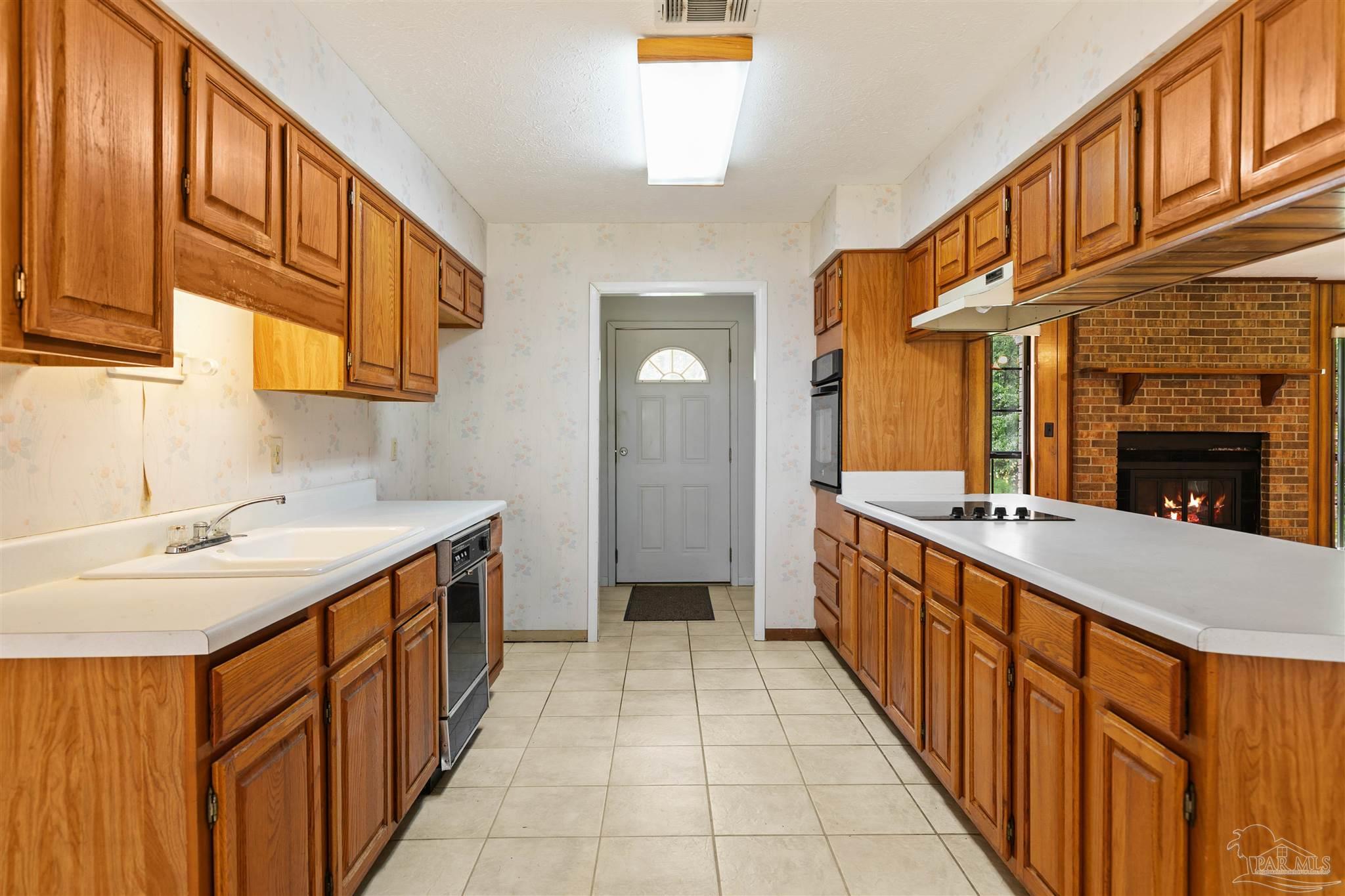 3507 Stoddard Road Pensacola, FL 32526 - Photo 4 of 48 Gallery Image 4