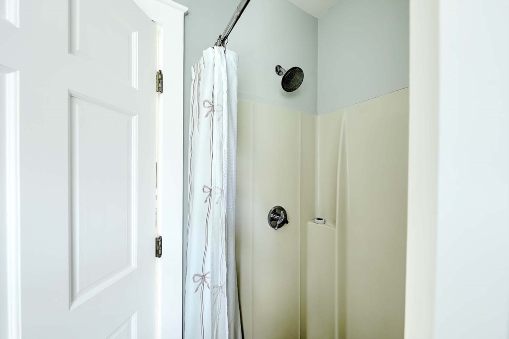 1835 Main Road, Unit 1835 Westport, MA 02791 - Photo 10 of 14