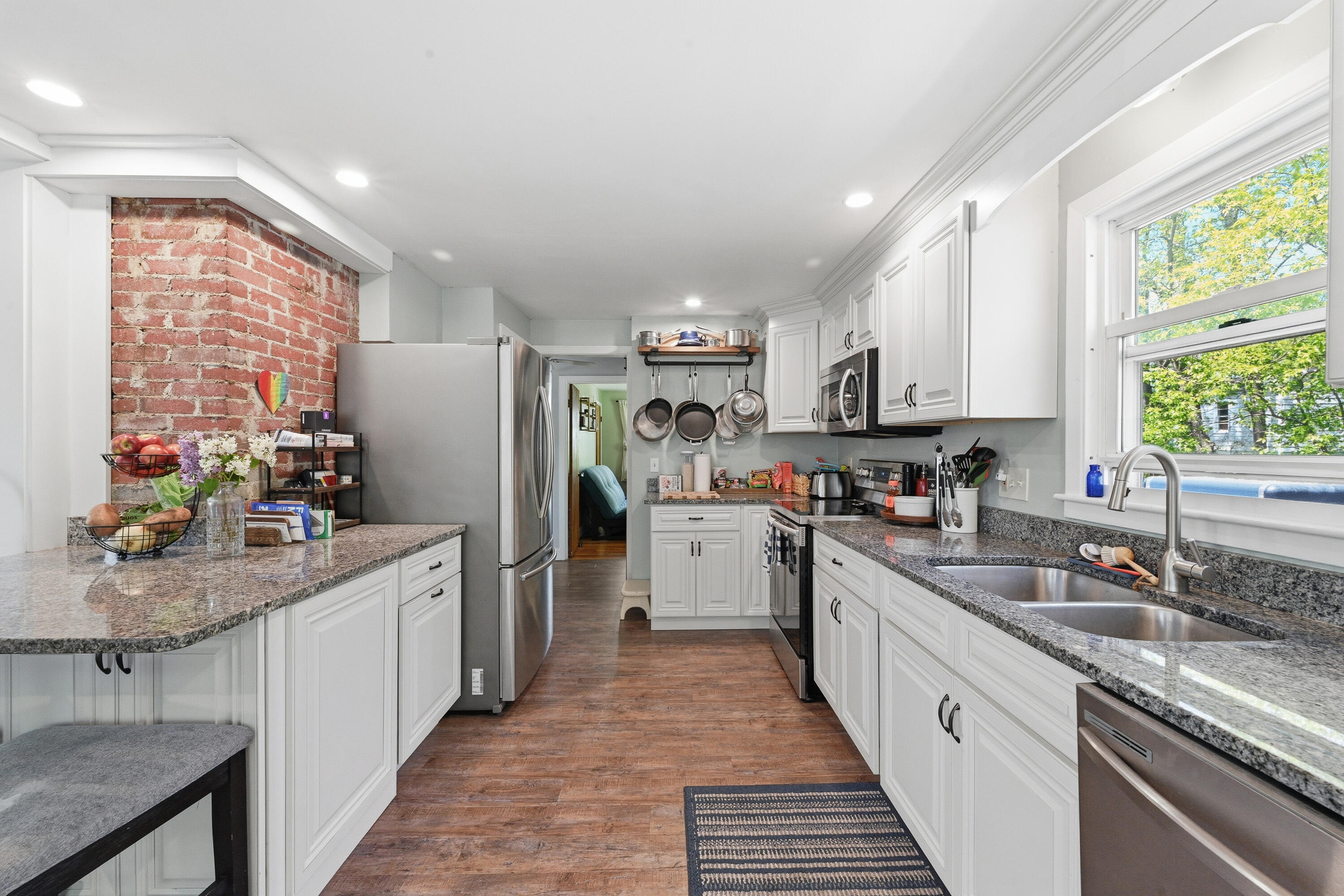 77 Lunt Road Falmouth, ME 04105 - Photo 7 of 37 Kitchen
