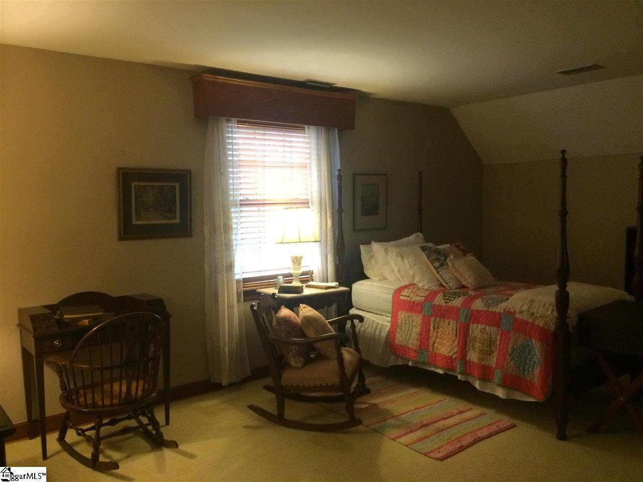 1916 Roe Ford Road Greenville, SC 29617 - Photo 20 of 36 Gallery Image 20