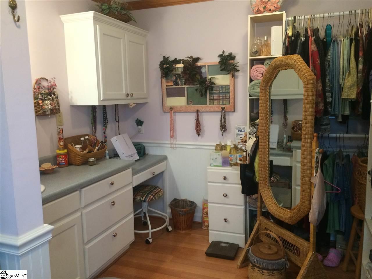 1916 Roe Ford Road Greenville, SC 29617 - Photo 26 of 36 Gallery Image 26