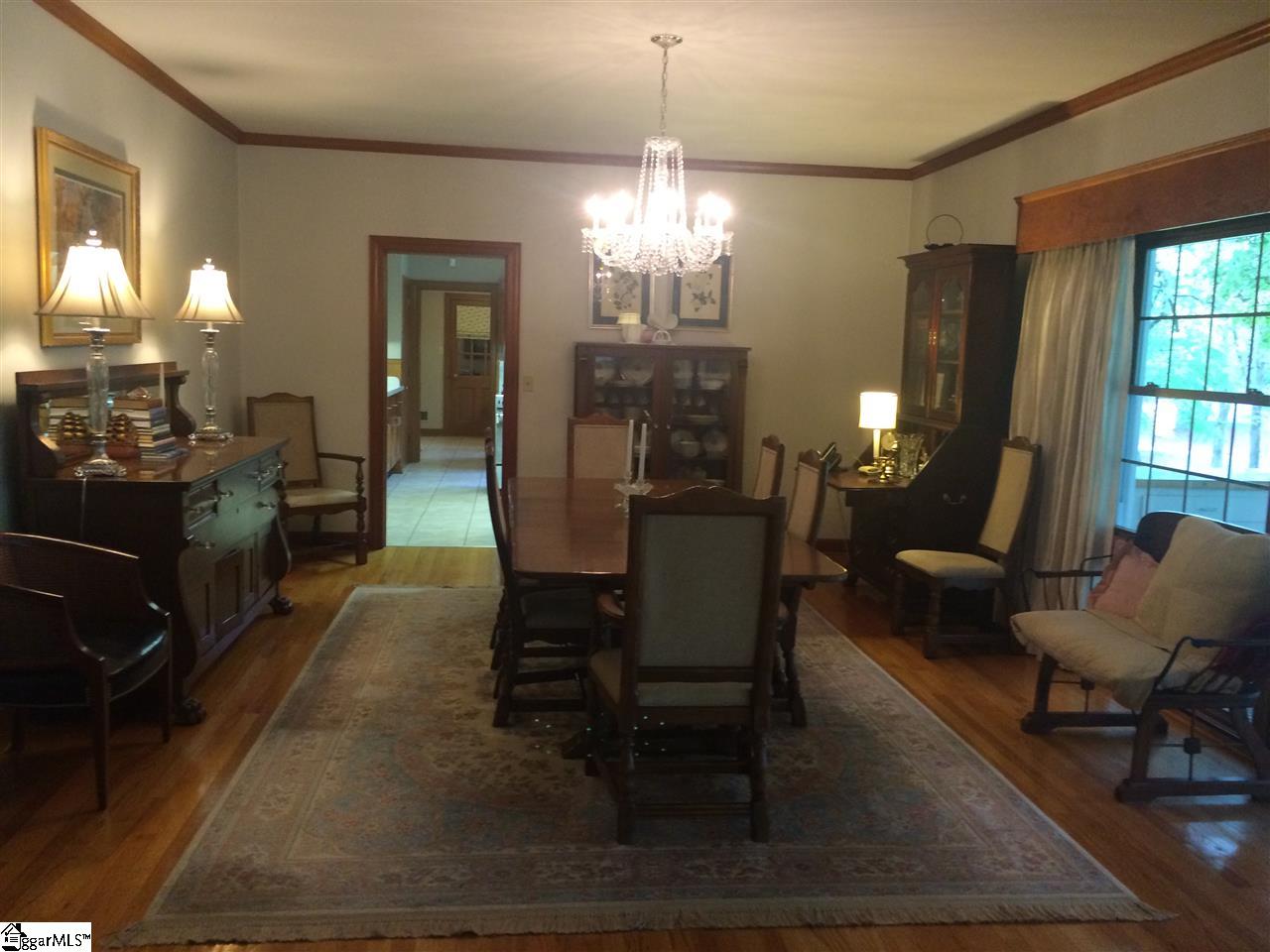 1916 Roe Ford Road Greenville, SC 29617 - Photo 6 of 36 Gallery Image 6