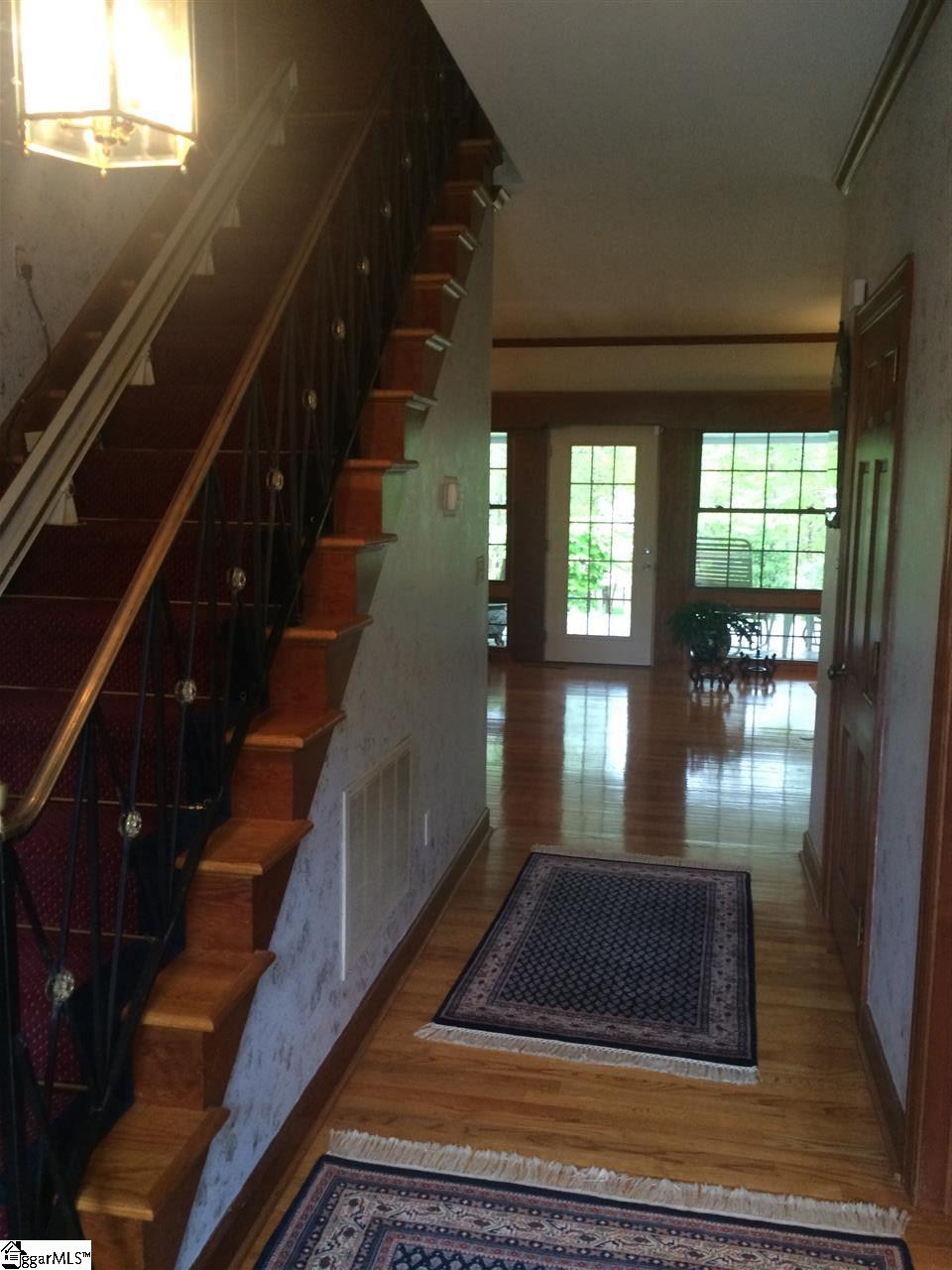 1916 Roe Ford Road Greenville, SC 29617 - Photo 7 of 36 Gallery Image 7