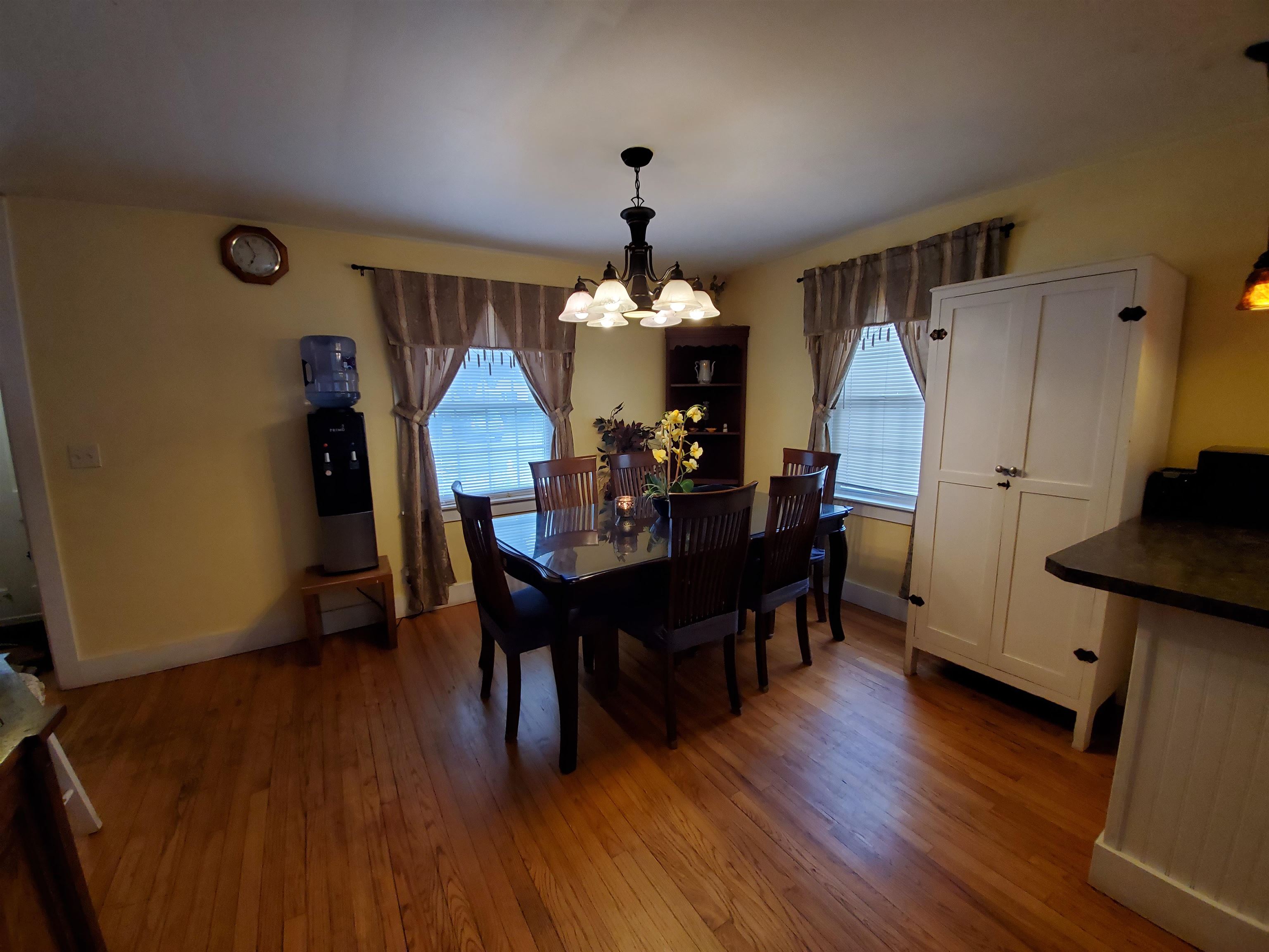 70 Exeter Avenue Manchester, NH 03103 - Photo 9 of 40 Gallery Image 9