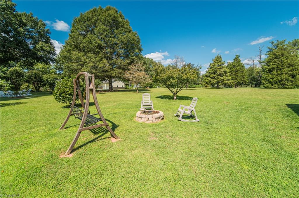 160 Bailey Road Winston-Salem, NC 27107 - Photo 26 of 30 Fire Pit Seating Area