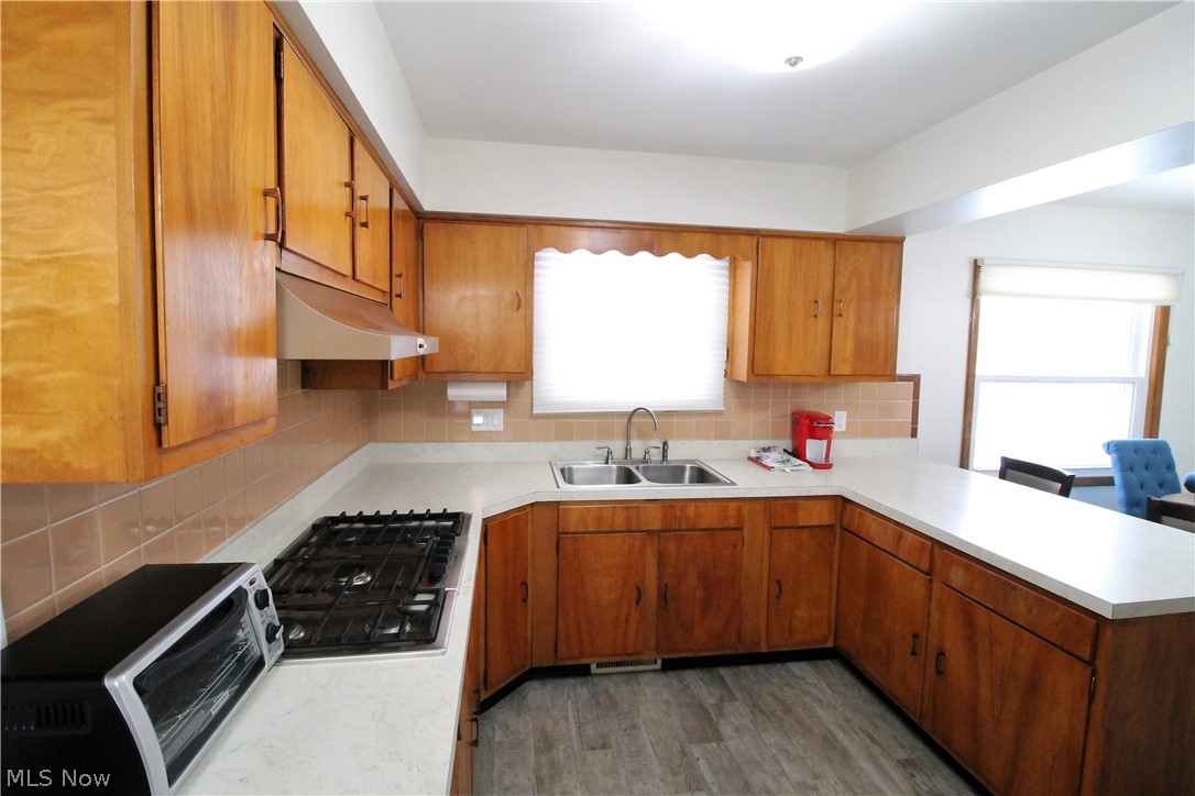 1626 Bronson Road Akron, OH 44305 - Photo 6 of 31 Gallery Image 6