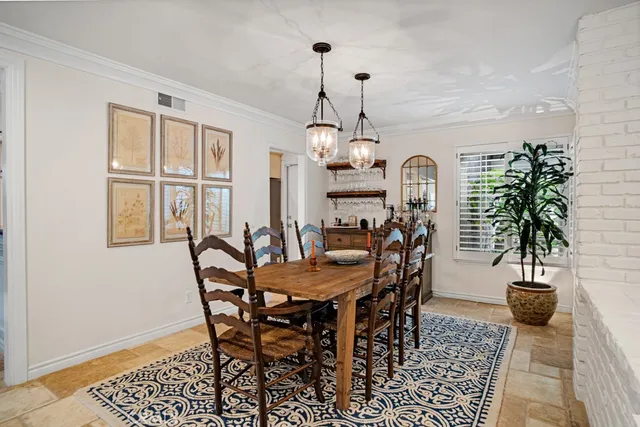 $1,699,000 | 6505 Smoke Tree Avenue, Oak Park, CA 91377