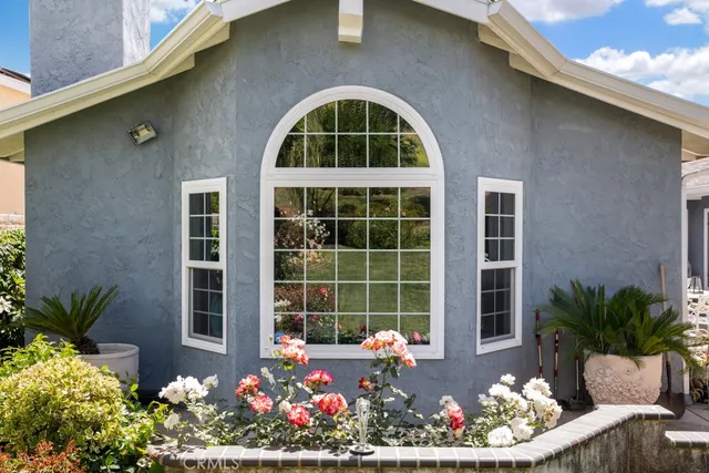 $1,699,000 | 6505 Smoke Tree Avenue, Oak Park, CA 91377