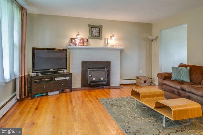 595 Sparton Road York, PA 17403 - Photo 7 of 36 Gallery Image 7