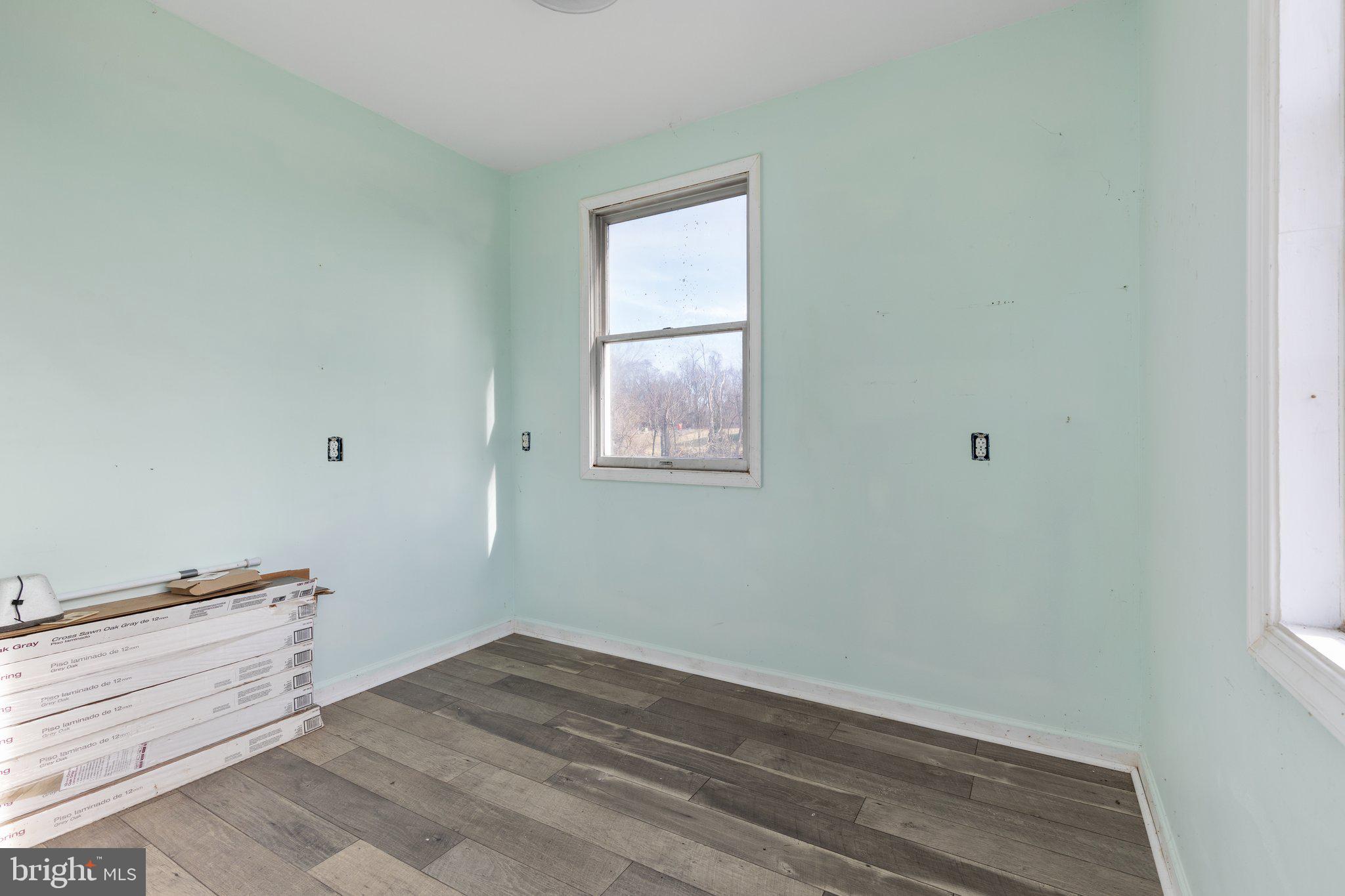 32 7th Street Shenandoah Junction, WV 25442 - Photo 26 of 41 In Law Suite Family Den/Office