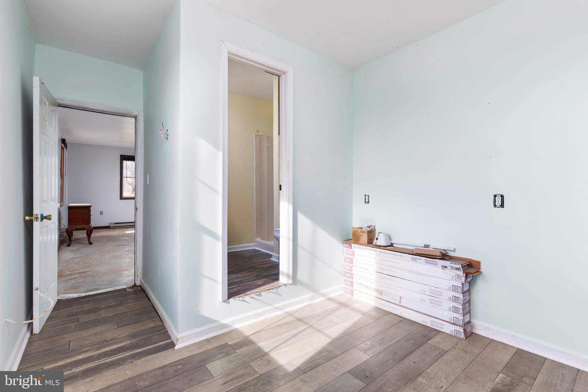 32 7th Street Shenandoah Junction, WV 25442 - Photo 27 of 41 In Law Suite Family Den/Office