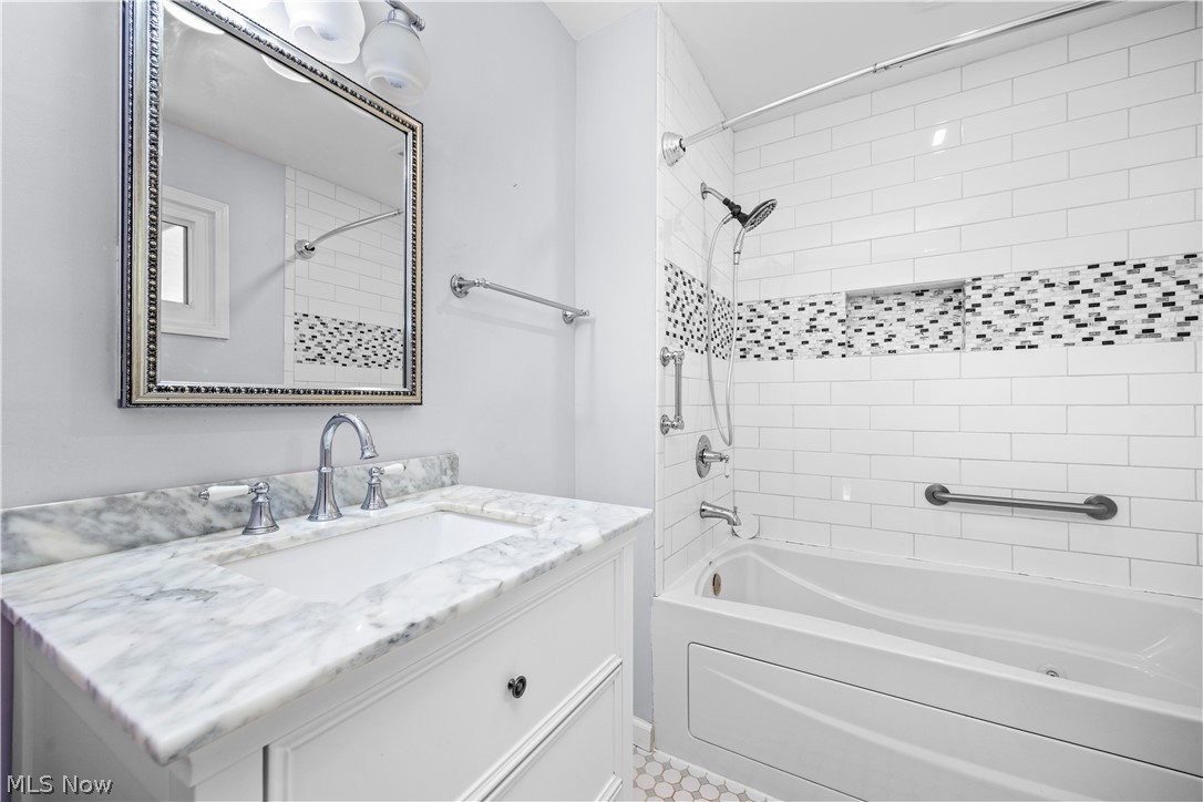 44675 Middle Ridge Road Amherst, OH 44001 - Photo 13 of 40 Master Bath