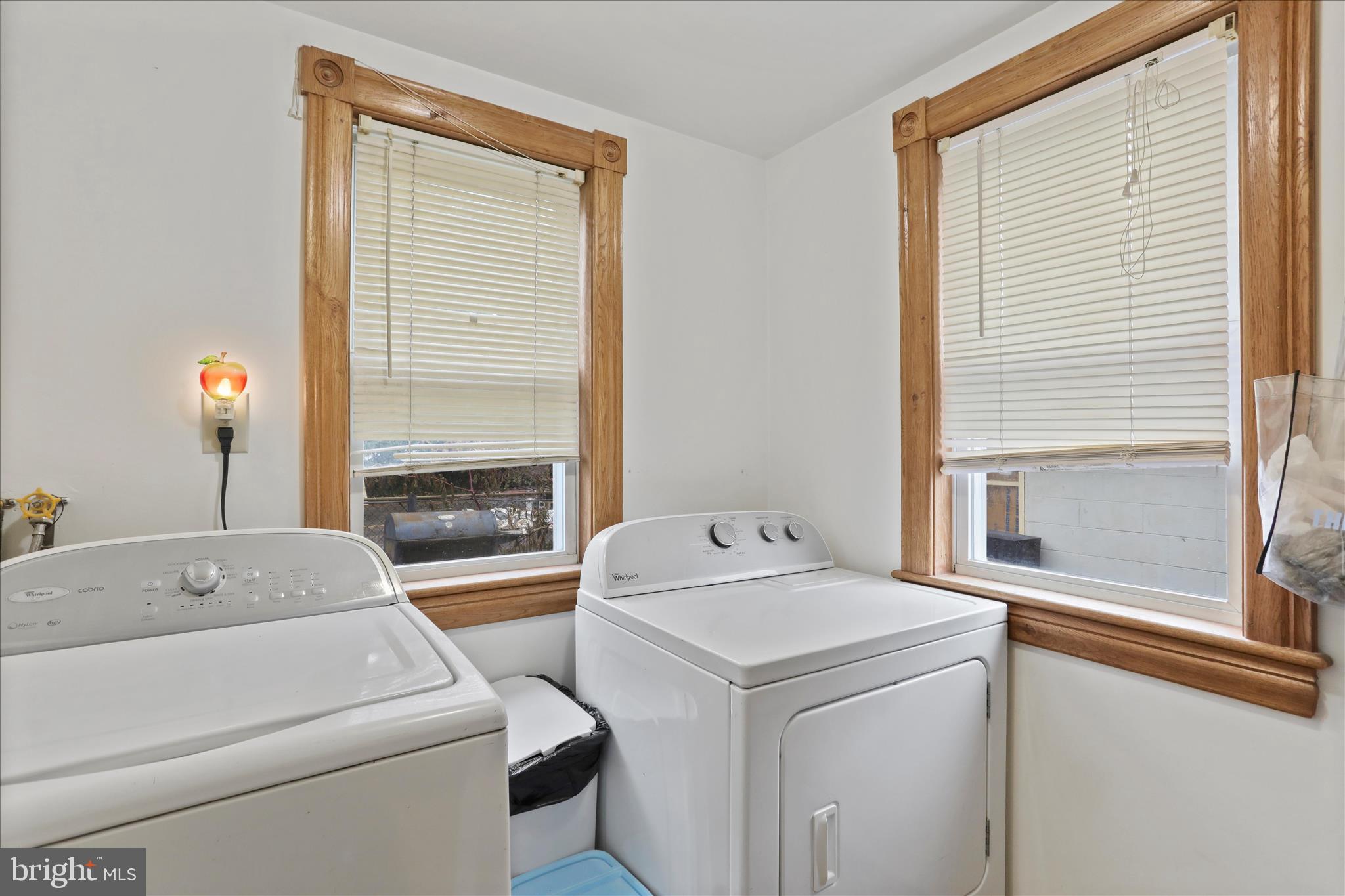 20 East Madison Street Greencastle, PA 17225 - Photo 21 of 36 a utility room with dryer and washer