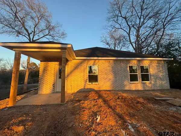 $249,900 | 817 Boyd Avenue, Tyler, TX 75701