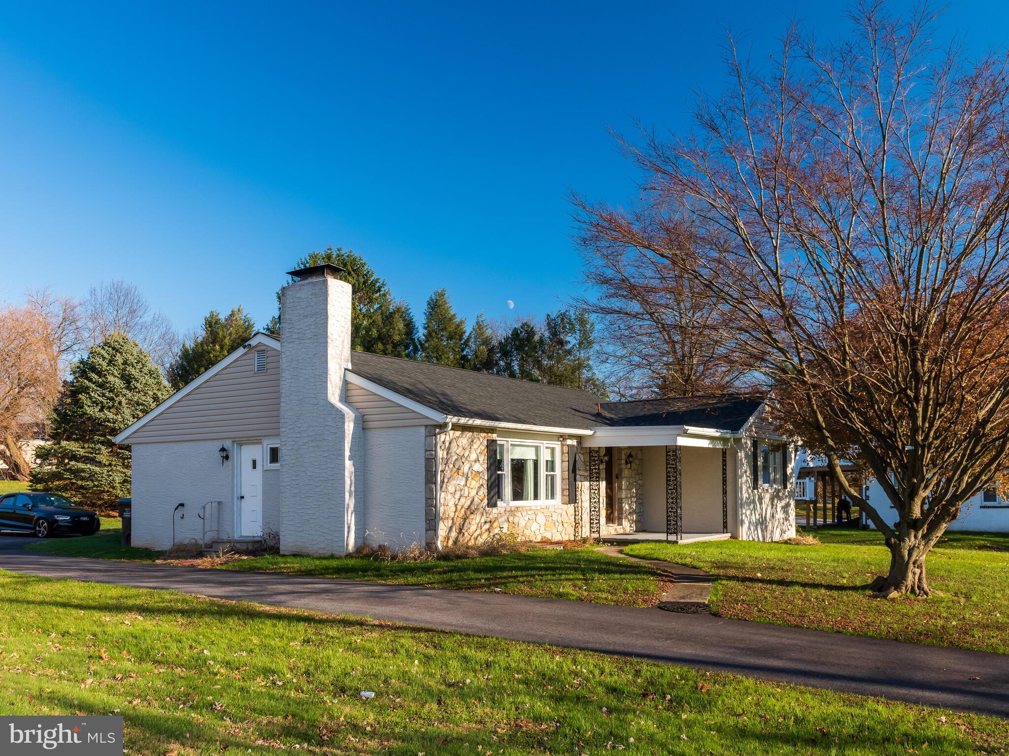 27 Ridge Road Phoenixville, PA 19460 - Photo 6 of 42