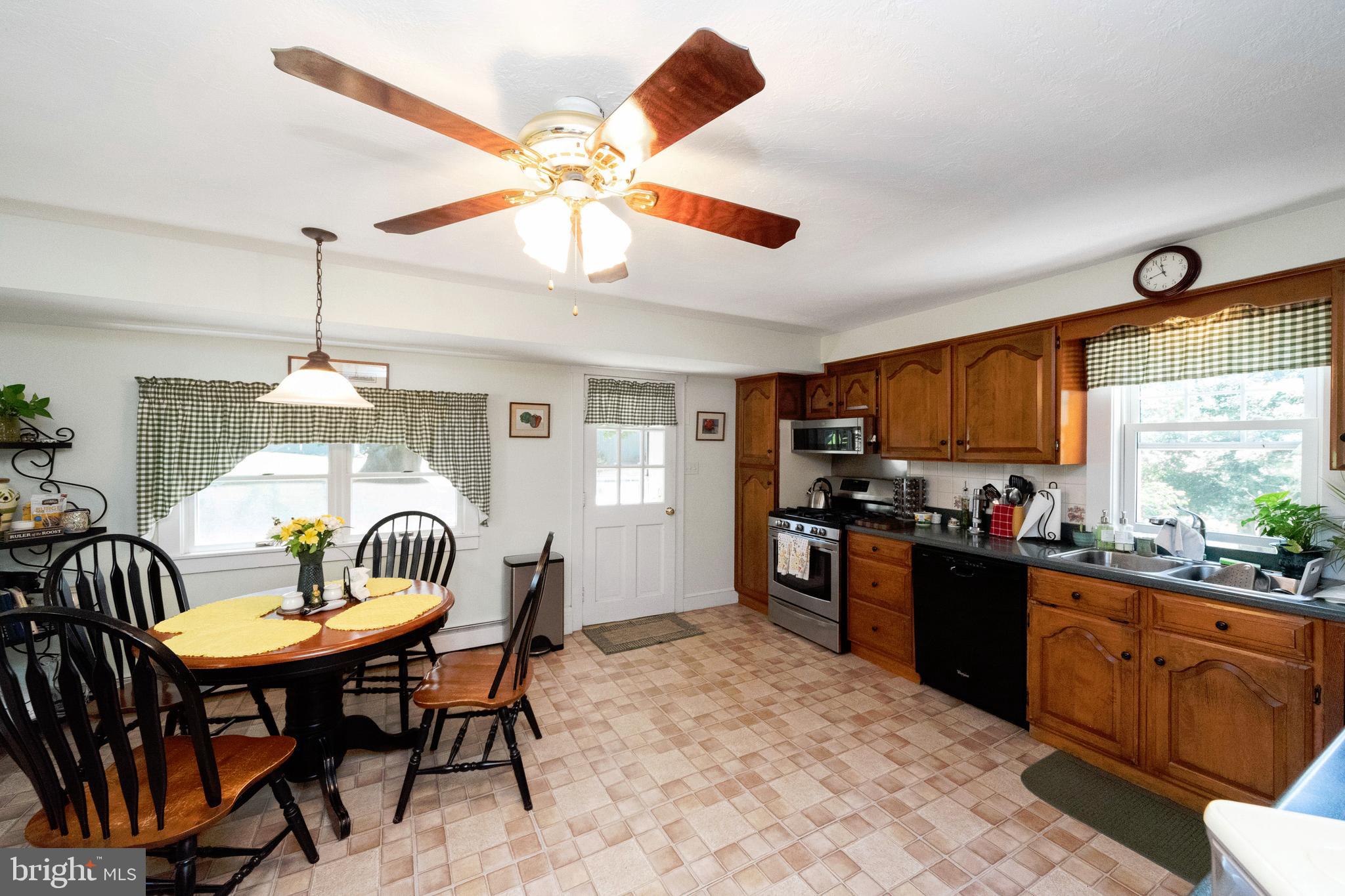 5533 New Park Road White Hall, MD 21161 - Photo 15 of 77 Kitchen