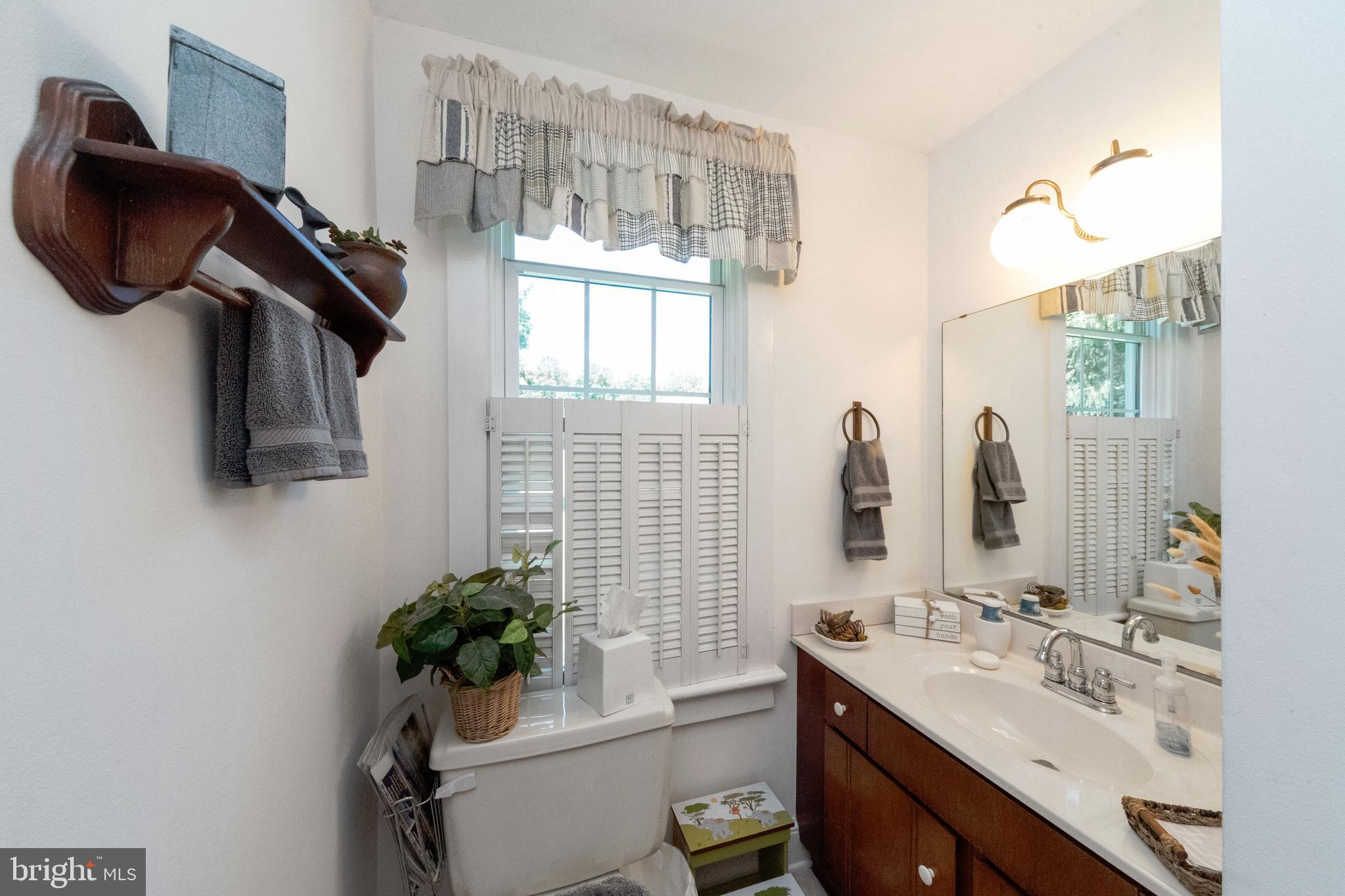 5533 New Park Road White Hall, MD 21161 - Photo 27 of 77 Bathroom on main level