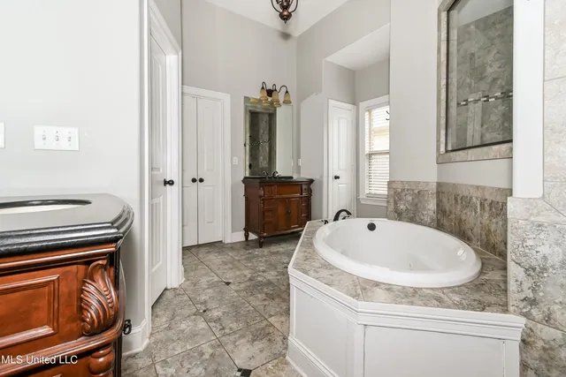 $2,470 | 3537 Avis Lane, Southaven, MS 38672