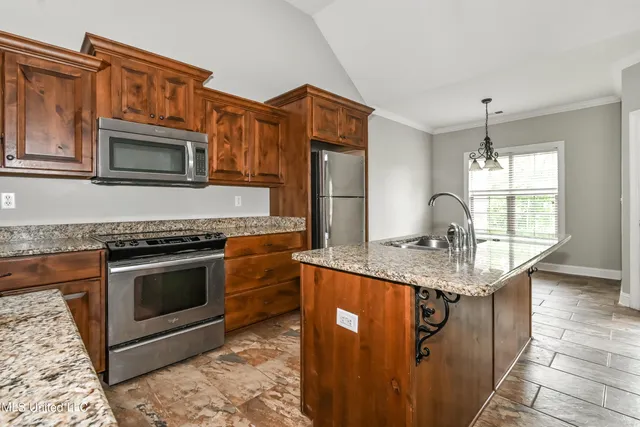 $2,470 | 3537 Avis Lane, Southaven, MS 38672