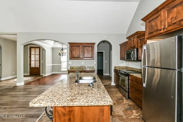 $2,470 | 3537 Avis Lane, Southaven, MS 38672