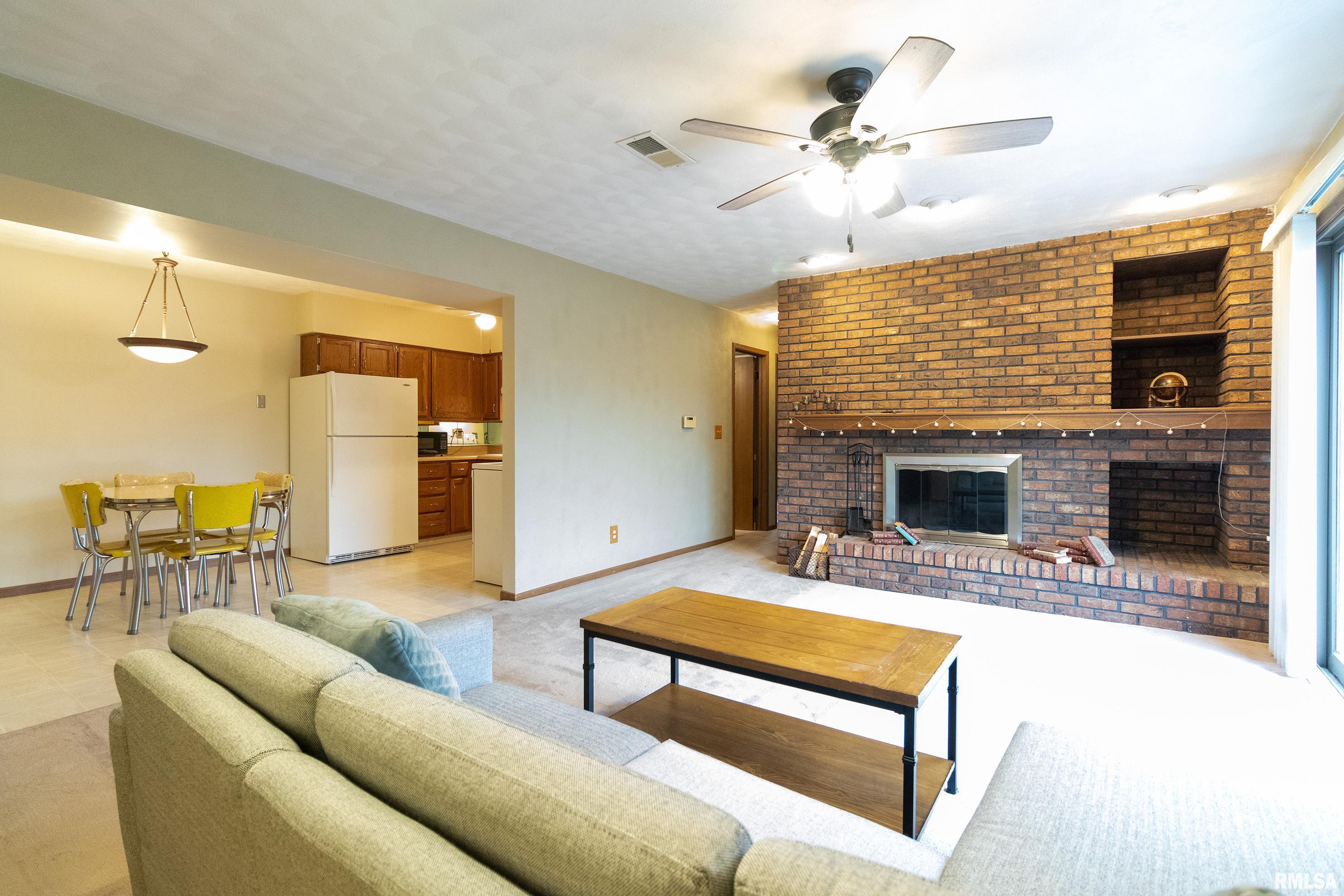 3626 38th Street, Unit 23 Rock Island, IL 61201 - Photo 2 of 16