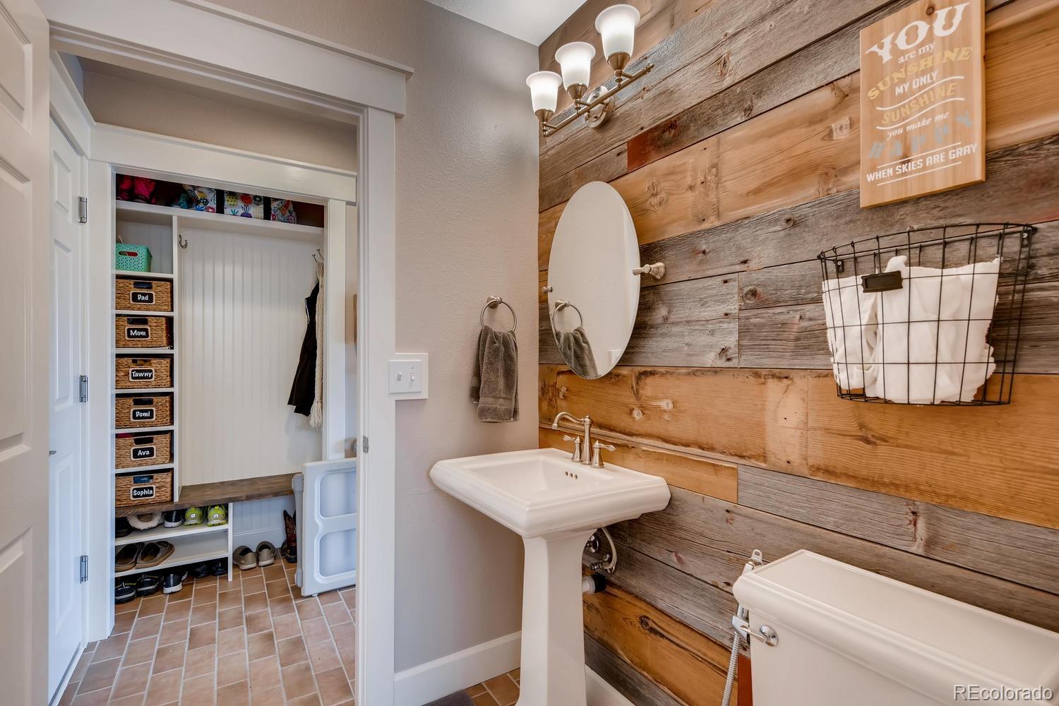 10232 South Rotherwood Circle Highlands Ranch, CO 80130 - Photo 15 of 27 Gallery Image 15