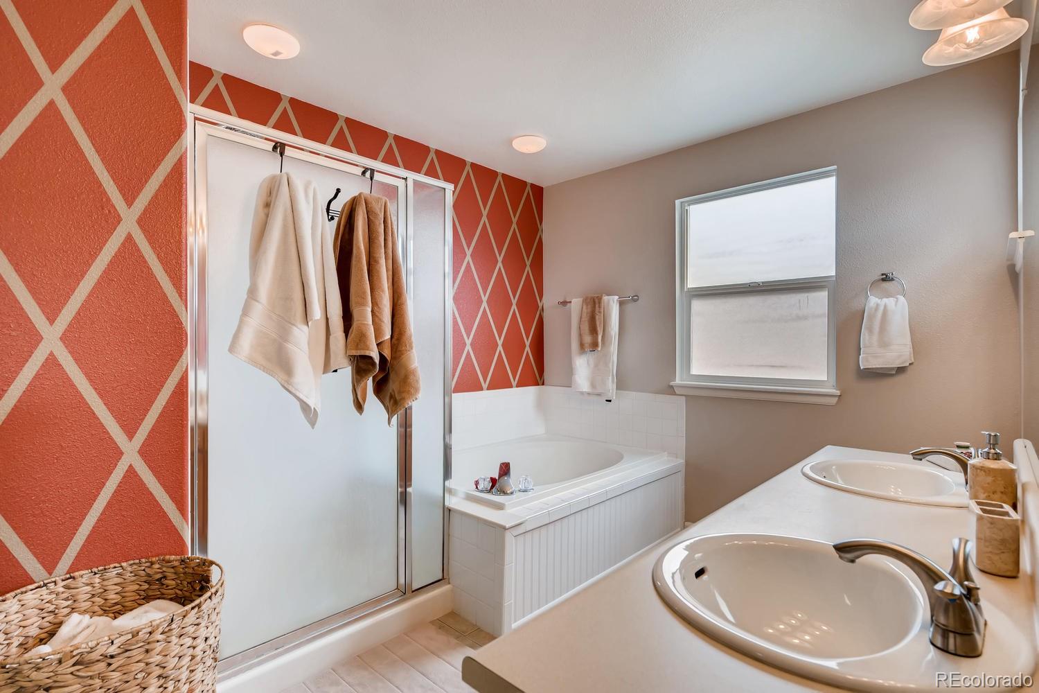 10232 South Rotherwood Circle Highlands Ranch, CO 80130 - Photo 18 of 27 Gallery Image 18