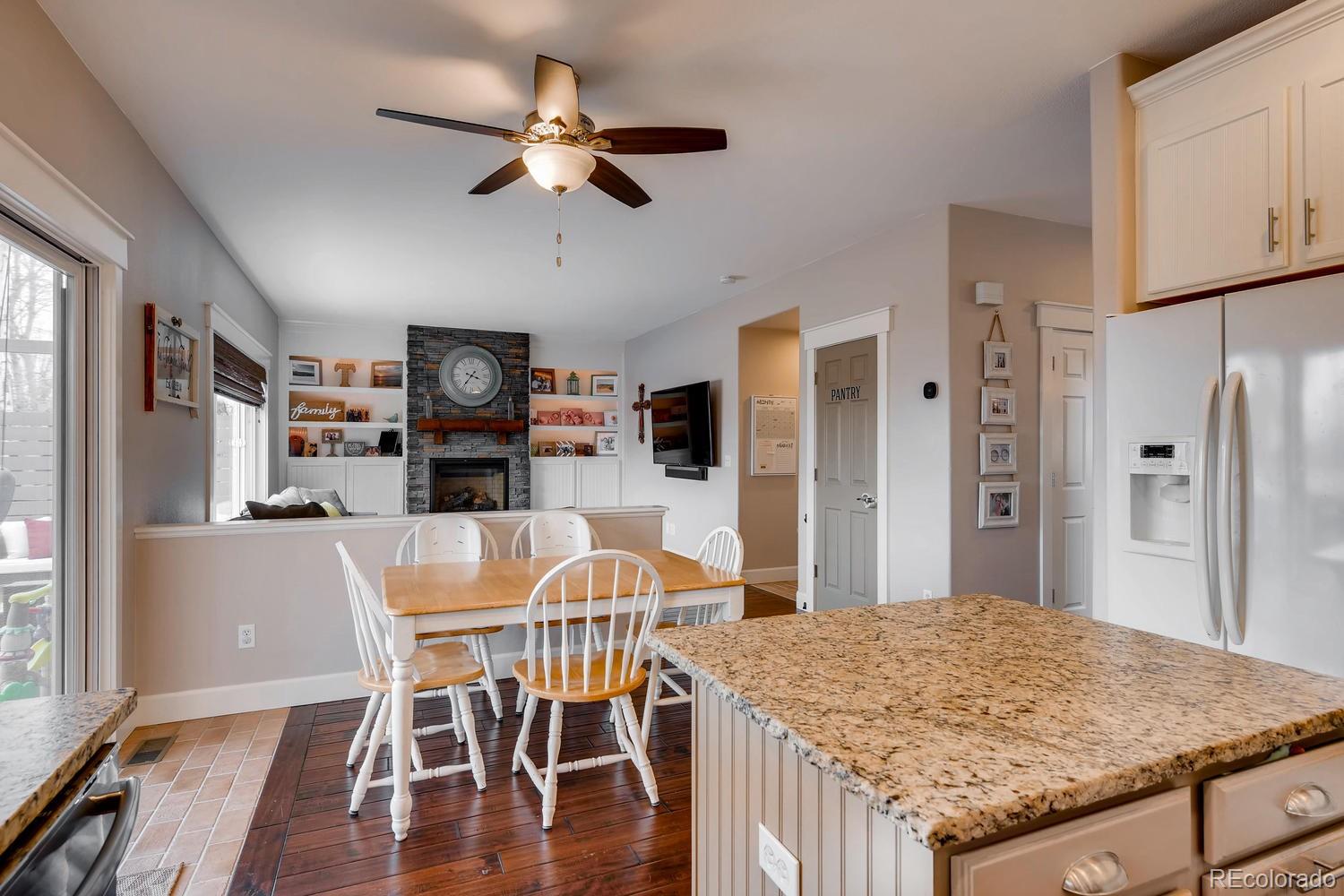 10232 South Rotherwood Circle Highlands Ranch, CO 80130 - Photo 8 of 27 Gallery Image 8