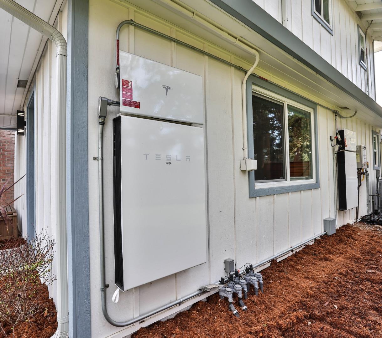 1280 Burrows Road Campbell, CA 95008 - Photo 45 of 47 a view of a house with a door and porch