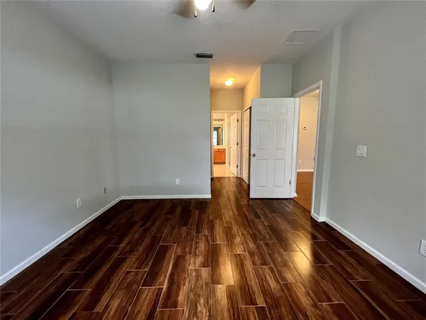 $2,300 | 342 Fern Lake Drive, Orlando, FL 32825