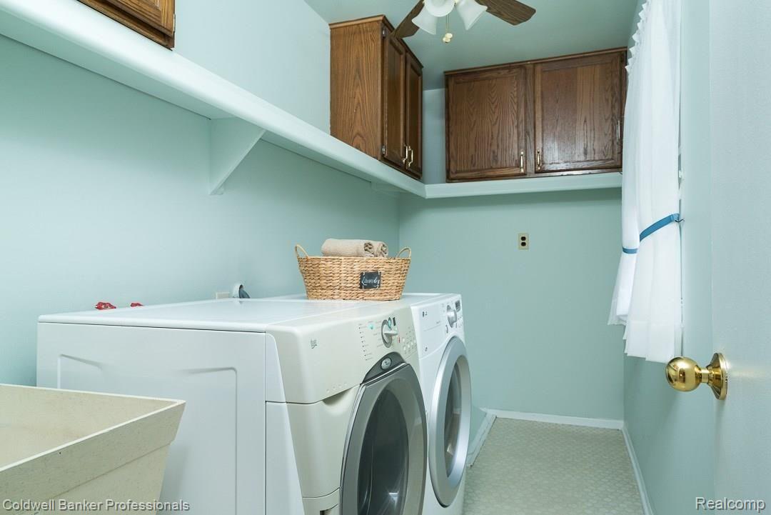 1402 North Fairview Lane Rochester, MI 48306 - Photo 24 of 35 1402-Fairview-24.jpg