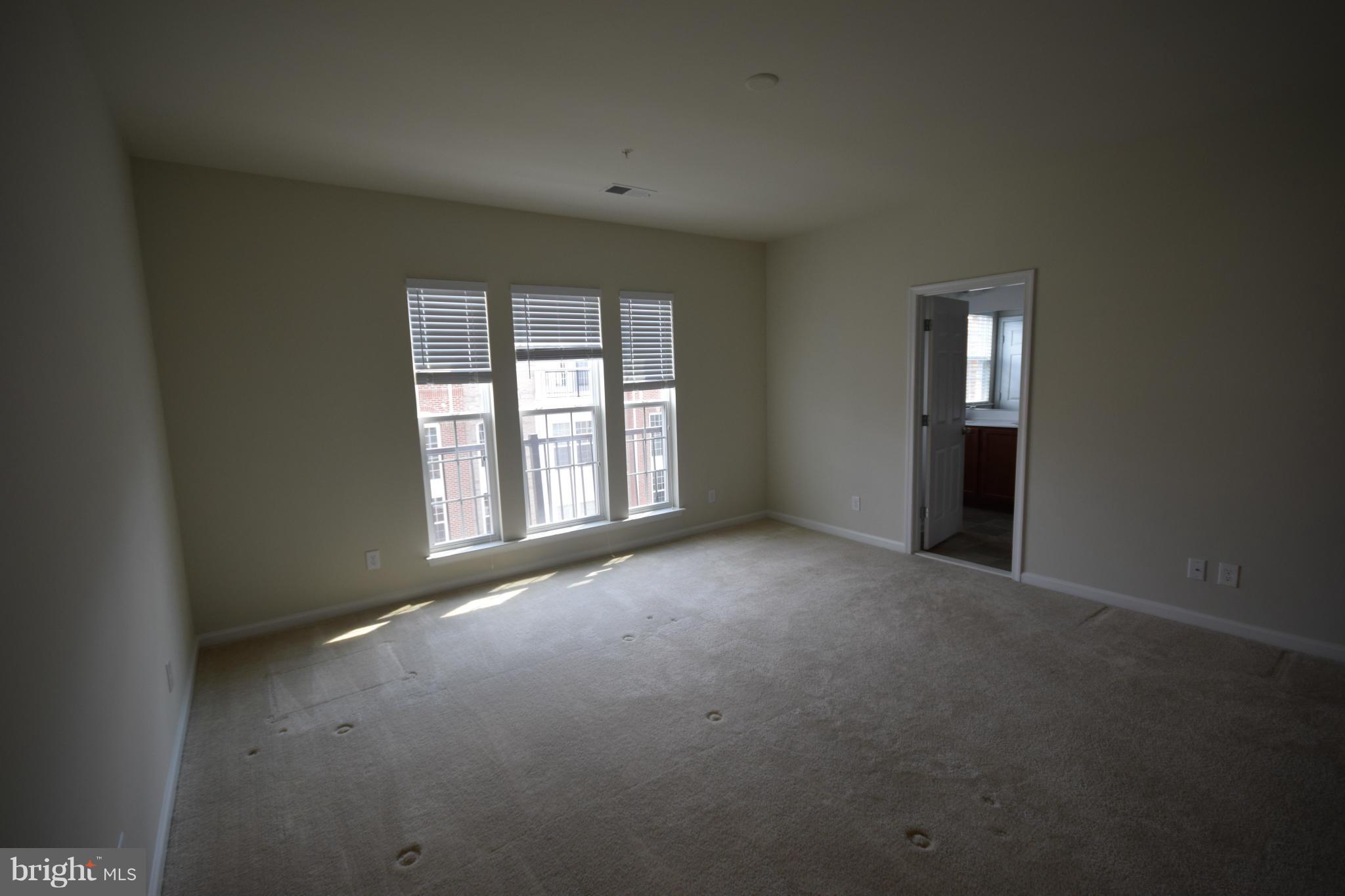 42779 Burrell Square Ashburn, VA 20147 - Photo 19 of 30 Bedroom (Master)