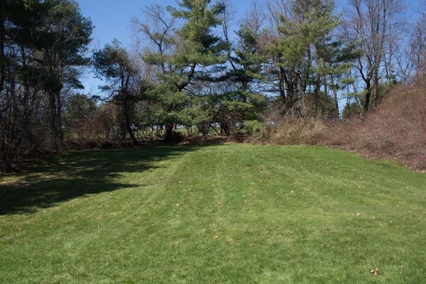 16 Meadowbrook Road Auburn, MA 01501 - Photo 13 of 13 Gallery Image 13