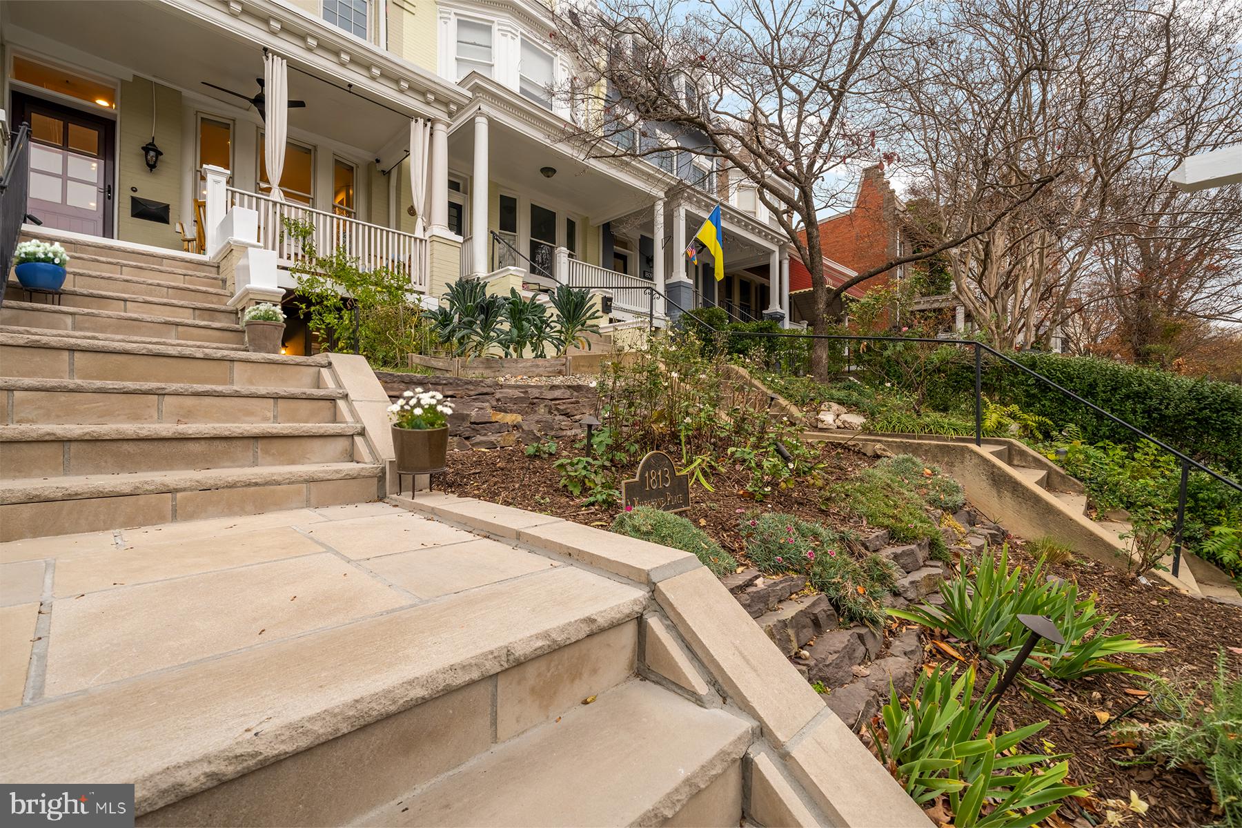 1813 Kilbourne Place Northwest Washington, DC 20010 - Photo 5 of 69 Terraced front garden