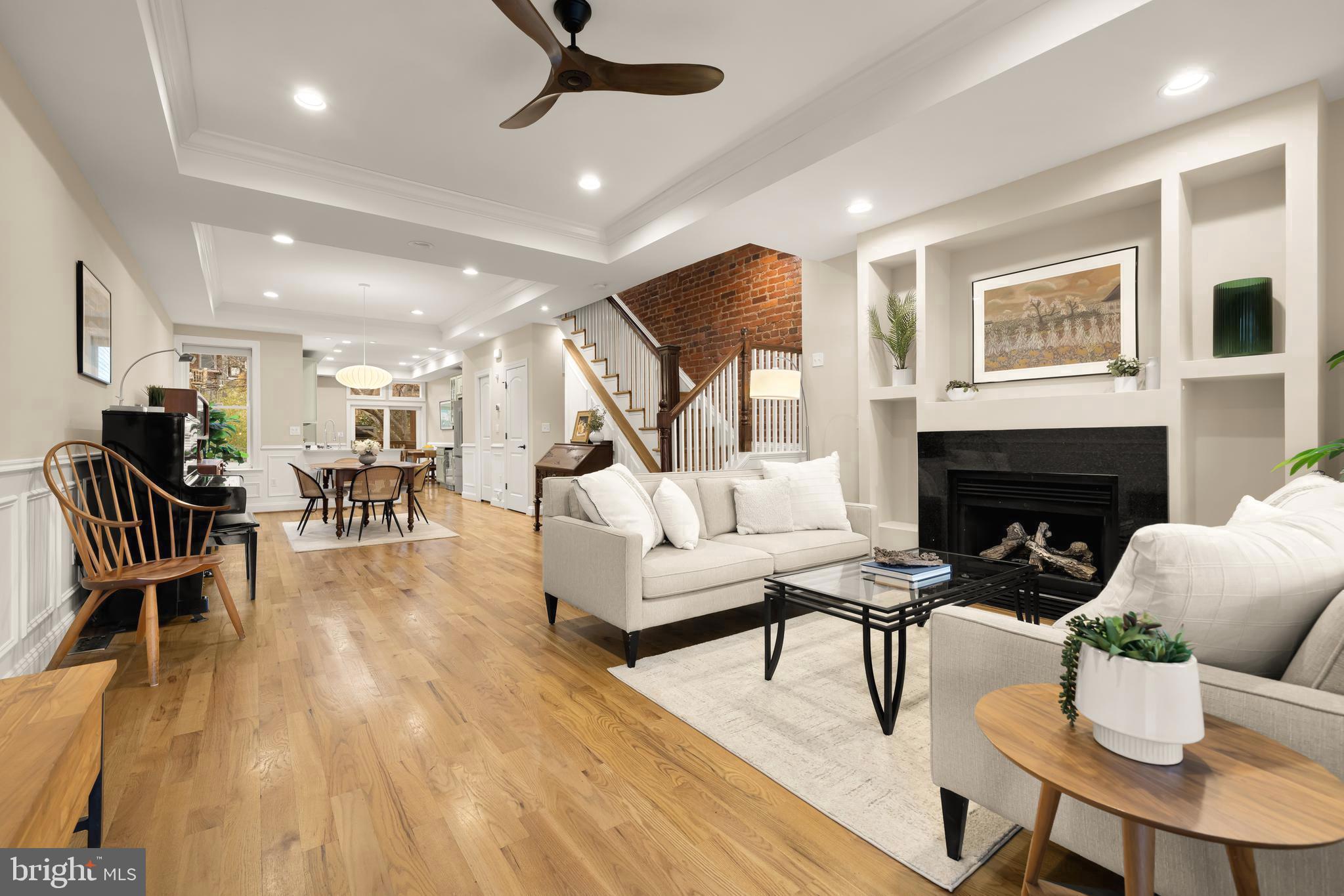 1813 Kilbourne Place Northwest Washington, DC 20010 - Photo 10 of 69 Open-concept living